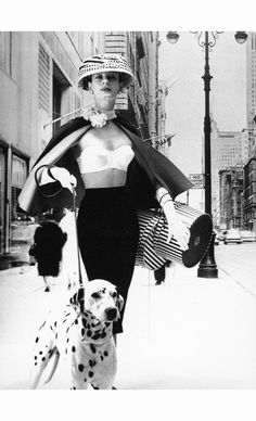 Beauty Fotografie, 50s Glamour, Carmen Dell'orefice, Maidenform Bras, Philip Treacy, Ellen Von Unwerth, Men With Street Style, Fashion 1950s, Richard Avedon