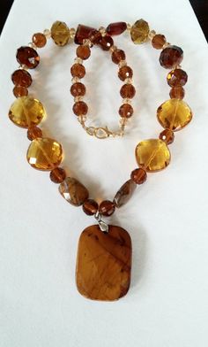 Unique Amber Necklaces With Gemstone Beads, Amber Gemstone Beaded Necklaces, Amber Crystal Necklaces With Polished Beads, Unique Amber Necklaces With Polished Beads, Amber Multi-strand Beaded Necklaces For Jewelry Making, Beach Jewelry Boho, Chunky Bead Necklaces, Crystal Jewelry Sets, Beaded Necklace Designs