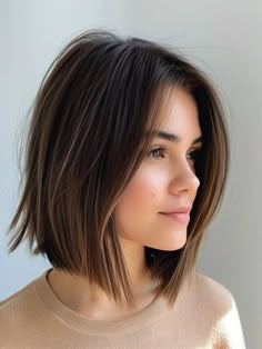 Bob And Lob Haircuts, Lob 2024 Trends, Lob Haircut 2024 Trends, Long To Bob Before And After, Edgy Lob Haircut, 2024 Bob Hair Trends Fine Hair, Lob 2024, Lob Haircut Fine Hair, Short Lob Haircut