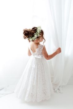 Lace Flower Girl Dress Rustic, Unique Flower Girl Dresses, Bohemian Flower Girl Dress, Bohemian Flower Girl, Rustic Flower Girl Dress, Lace Flower Girl Dress, Boho Flower Girl, Rustic Flower Girls