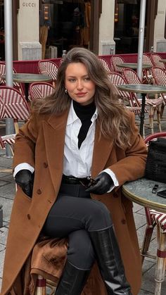 Aesthetic Lawyer, Stile Blair Waldorf, Adrette Outfits, Winter Mode Outfits, Lawyer Fashion, Fest Outfits, Skandinavian Fashion, Chique Outfits