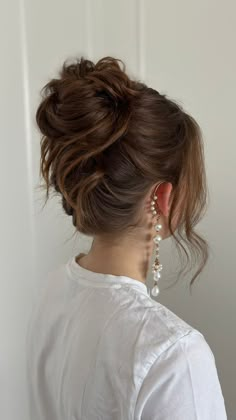 High Up Wedding Hair, Low Messy Formal Bun, Bridal Low Messy Bun, Bridal Messy High Bun, Wedding Bun High, Up Do Bun Hairstyles, Bridal High Bun Hairstyles, Brown Hair Updo Wedding, High Bun For Wedding