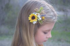 A personal favorite from my Etsy shop https://www.etsy.com/listing/266130883/sunflower-lavender-hair-clip-beautiful Inexpensive Wedding Flowers, Wedding Flowers Tulips, Wedding Flowers Hydrangea, Bright Wedding Flowers, Wedding Hair Clip, Vintage Wedding Flowers, Simple Wedding Flowers, Romantic Wedding Flowers, Cheap Wedding Flowers