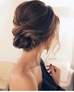 Hairstyle Inspiration, Updos For Medium Length Hair, Penteado Cabelo Curto, Wedding Hairstyle, فستان سهرة