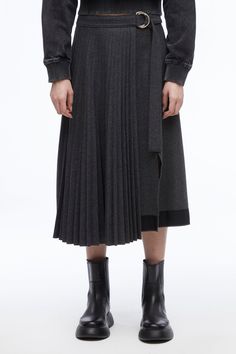 FW23 | Deconstructing A Dream Accordion pleats lend this tactile flannel wrap skirt a sharp sensibility. The high waist is anchored by an adjustable belt with silver-tone D-rings and falls to an asymmetric hem. Pleated Skirt Design, Knife Pleated Skirt, Accordion Pleats, Knife Pleat, Kilt Skirt, Perfect Pant, D Rings, Layered Skirt, Adjustable Belt