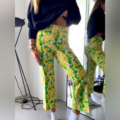 Never Worn Fits Size 6/8 Chic Yellow Cotton Pants, Spring Lemon Print Bottoms, Fitted Bottoms With Lemon Print For Spring, Green Ankle-length Pants With Floral Print, Green Floral Print Ankle Pants, Green Floral Print Ankle-length Pants, Ankle-length Green Pants With Floral Print, Fitted Yellow Floral Print Pants, Summer Workwear Mustard Bottoms