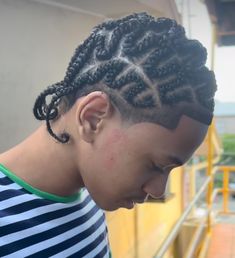 Inside Cornrows, Low Taper Cornrows, Snake Braid Hairstyles, Braid Recipes, Black Men Hair Styles, Afro Hair Fade, Snake Braid