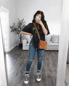 Outfits With Converse, Trendy Fall Outfits, Causual Outfits, Cute Comfy Outfits, Cute Simple Outfits, Teenage Fashion Outfits, Teen Fashion Outfits, Winter Fashion Outfits, Outfits Casuales