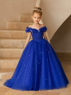 Off-the-Shoulder Tulle Flower Girl Dresses with Pearls Dresses With Pearls, Blue Wedding Dress Royal, Winter Tips, Flower Girl Dresses Blue, Skirt Satin, Royal Blue Wedding, Tulle Flower Girl, First Communion Dresses, Party Dresses Online