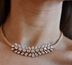 Simple Diamond Jewelry, Indian Wedding Jewelry Sets, Baguette Necklace, Gold Bridal Necklace, Choker Necklace Designs, Diamond Jewelry Set