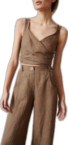 Brown Sleeveless Linen Top, Sleeveless Brown Linen Top, Versatile Cropped Linen Tops, Brown Linen Tops For Spring, Cropped Linen Top For Fall, Brown Linen Spring Tops, Brown Relaxed Fit Linen Top, Brown Linen Relaxed Fit Tops, Brown Linen Blouse For Spring