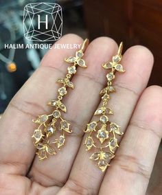 Diamond Chandelier Earrings, Diamond Chandelier, Antique Jewelry Indian, Jewelry Antique, Fancy Jewelry, Bridal Gold Jewellery, Ear Rings