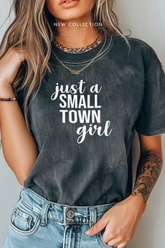 Elevate your everyday style with our "Just a Small Town Girl" tee, part of our exclusive New Collection! This must-have piece combines a chic vintage vibe with effortless comfort, making it perfect for any casual look. Limited stock available—grab yours now before it's gone and show off your small-town pride in style! Girly Street Wear, Home Pod, Hot Mom Outfits, Tee Shirt Business, Aesthetic Outfits 90s, Cute Outfits Dresses, Cute Summer Fits, T Shirt Business, Every Day Outfits