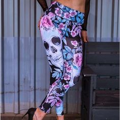 Bnwt Pink, Blue, & Black Floral And Skull Lotus Leggings Ankle Leggings Casual Stretch Leggings With Skull Print, Casual Skull Print Stretch Leggings, Casual Skull Print Leggings, Best Leggings For Women, Women Tattoos, Skull Leggings, Pink Nail Designs, Pink Nail, Flower Skull