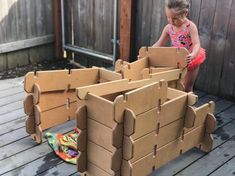 Builder Boards are interlocking wooden blocks that allow kids to build their dreams at large scale. They provide for creative problem-solving and open-ended construction play, both indoors and out! Like all loose parts, Builder Boards can be played with in many different ways. They invite kids to Construction Play, Wood Toys Plans, Creative Problem Solving, Teepee Kids, Backyard Playground, Outdoor Wood, Wood Toys, Diy Backyard, Handmade Furniture