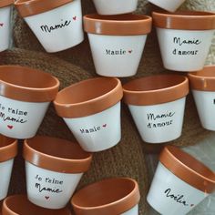 fête des grand mère, fete des mamie, cadeau grand mere, cadeau grand parent, cadeau mamie personnalise, cadeau fête des grand mère, cadeau fête des mamies, cadeau mamie papi, cadeau personnalisé mamie, original, unique Personalized Flower Pot, Terracotta Flower Pots, Cache Pot, Planter Pots Indoor, Baby Cold, Terracotta Pots, Christmas Is Coming, Week End, Couple Gifts