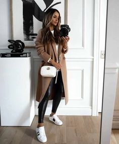 30 Most Inspiring Fall Outfits for Women You Must See 91 Gucci Sneakers Outfit Women, Gucci Sneakers Outfit, Madewell Black Jeans, Mia Mia Mine, Gucci Ace Sneakers, Sneaker Outfits Women, Mia Mia, Coat Outfit, Gucci Sneakers