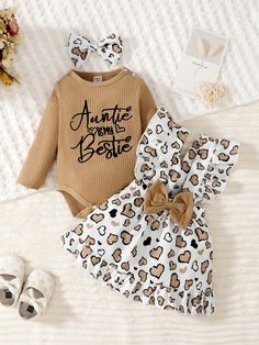 Baby Girl Slogan Graphic Bodysuit & Heart Print Bow Front Overall Dress & Headband Multicolor   Long Sleeve  Heart,Slogan  Medium Stretch  Baby Girls Clothing, size features are:Bust: ,Length: ,Sleeve Length: Old Summer, Embroidered Jumpsuit, Newborn Mom, Baby Themes, Baby Diaper Bags