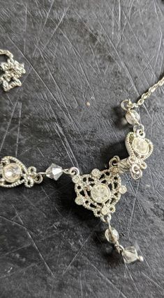 Really lovely 1950s diamante necklace . Very pretty and elegant and in good vintage condition. Perfect for adding a retro twist to any outfit Crystal Necklaces, Necklace Vintage, Jewelry Silver, Vintage Costume Jewelry, Vintage Costumes, Crystal Necklace, Costume Jewelry, Beauty Book, Favorite Jewelry