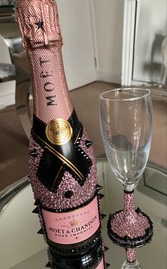 Pink Liquor Bottles, Bedazzled Bottles Pink Whitney, Bling Alcohol Bottle 21st Birthday, Rhinestone Bottle Alcohol 21st Birthday, Rhinestone Alcohol Bottle, Hennessy Bottle, Badazzel Liquor Bottles, Glitter Wine Glasses Diy