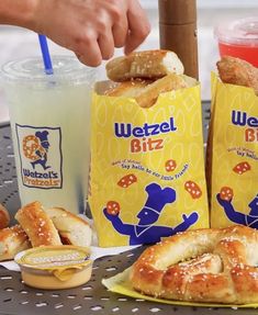 Wetzel’s Pretzels Menu With Prices Wetzel Pretzel Recipe, Wetzels Pretzels, Wetzel Pretzel, Pretzel Pizza, Wings Menu, Vendor Ideas, Girl Base, American Snacks, American Fast Food