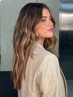 Balayage For Long Hair, Honey Brown Balayage, Haircut For Round Face, Redhead Hairstyles, Hair Color Caramel, Unwanted Facial Hair, Trending Hairstyles