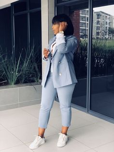 Suits And Sneakers, Sneaker Trend, Woman Suit, Woman Suit Fashion, Looks Black