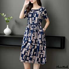 Olivia Mark - Stylish Floral Dress in Cotton Silk with Options for Long and Short Sleeves Simple Dress Styles, Petite Midi Dress, Cotton Silk Dress, Silk Dress Short, Silk Floral Dress, Casual Chic Outfit, Cardigan Pattern, Dress Short, Types Of Skirts