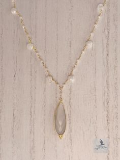 Moonstone heaven! Moonstone briolette stones with petite moonstones throughout, and a gold framed moonstone pendant. Luxury Moonstone Necklace With Natural Stones, Dainty Moonstone Jewelry, Moonlight Stone Necklace, Moonstone Necklace, Moonstone Pendant, Moon Stone, Gold Frame, Moonstone, Stone