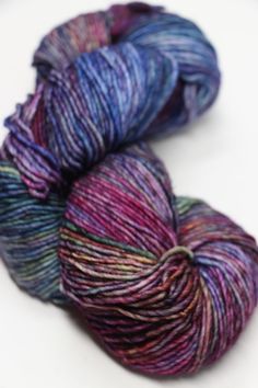 Malabrigo - Washted - Superwash Merino Worsted - fabyarns Hand Dyed Yarn Inspiration, Knitting Patterns Free Sweater, Weaving Ideas, Hobby Ideas, Purple Mauve, Malabrigo Yarn, Yarn Inspiration, Yarn Thread, Merino Wool Yarn