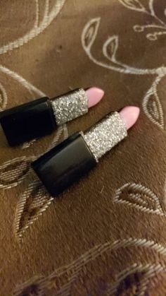 A girl's best friend other than diamonds is a good lipstick! These are custom Super cute, black and baby pink lipstick button earrings Baby Pink Lipstick, Best Lipsticks, Pink Lipstick, Virginia Beach Va, Button Earrings, Virginia Beach, Cute Black, Girls Best Friend, Baby Pink