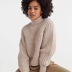 H&M Knit Sweater Beige Knit Dress, Oversized Grey Sweater, Boots Jeans, Fall Must Haves, Boxy Sweater, Ladies Turtleneck Sweaters, Grey Knit Sweater, Knit Turtleneck Sweater, Half Zip Sweaters