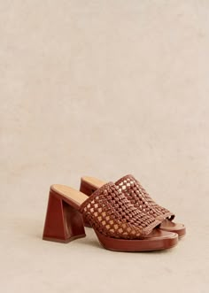 Clog-style mules;Made in our Spanish atelier;Smooth leather exterior;Leather lining and insole;Rubber outsole;Leather-covered heel;Heel height: 9 cm / 3.5 in;Platform height: 1.6 cm / 0.67 in Platform Mules Outfit, Mules Outfit, Clogs Style, Platform Mules, Suit Shoes, Glass Slipper, Sheep Leather, Printed Linen, Rubber Heels