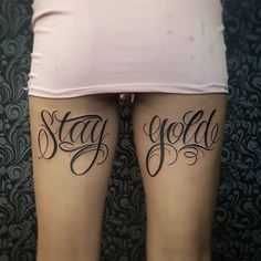 Elephant Tattoo On Hand, Tattoo 2022, Back Of Leg Tattoos, Amazing 3d Tattoos, Strong Tattoos, Hip Thigh Tattoos, Thigh Tattoo Designs, Girl Arm Tattoos, Tattoo Lettering Fonts