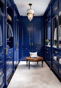 Walk in Closet Ideas Blue Closet Room, Navy Blue Walk In Closet, Red Walk In Closet, Closet Paint Colors Walk In, Two Tone Closet, Modern Luxury Walk In Closet, Beach Closet, Boutique Style Closet, Luxurious Walk In Closet