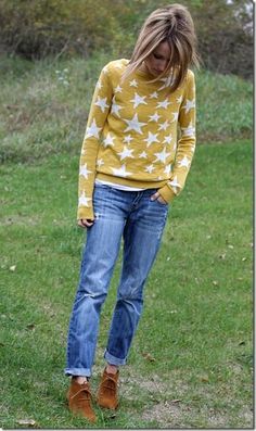 20 Style Tips On How To Wear Ankle Boots, Outfit Ideas | Gurl.com Ankle Boots With Jeans, How To Wear Ankle Boots, Boots Outfit Ankle, Color Outfits, Mustard Sweater, Fall Jeans, Patterned Jeans, The Grass, Looks Style