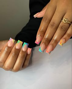 Cute Summer Nails Black Women, Colorful Vacation Nails Acrylic, Cute Short Vacation Nails, Colorful French Tip Designs, Cruise Nail Ideas Short, Short Acrylic Nails Summer Colors, Summer Acrylic Nails Black Women, Vacation Nail Ideas Short, Summer Nail Inspo Black Women