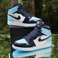 Jordan 1 Retro High Unc Patent, Blue Air Jordan 1, Blue Chill, Jordan Logo, Jordan 1 High Og, Jordans Women, Cute Nike Shoes, Air Jordan 1 Retro High Og, Air Jordan 1 Retro High