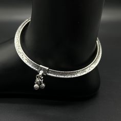 Name of product: Silver Light Weight Anklet / Silver Payal Metal: 925 Sterling Silver  Weight: 35 grams. Length: 7.6 centimeters  Quantity: 1 Pair FREE EXPRESS SHIPPING -----Feedback::- A satisfied customer is our top priority and your feedback forms the backbone of our success. Don't forget to give positive feedback along with good ratings. Thank You Leg Jewelry, Silver Payal, Anklets Indian, Anklet Silver, Ankle Jewelry, Silver Anklet, Jewellery Indian, Silver Lights, Silver Anklets