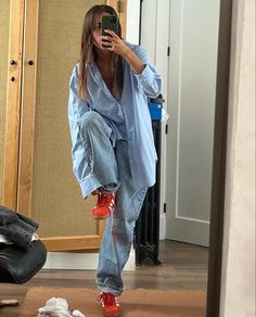 Looks Adidas, Looks Jeans, Looks Pinterest, Skandinavian Fashion, Outfit Trends, Mode Inspo, A Mirror, 가을 패션