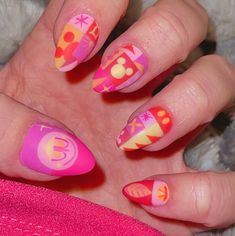 Disneyland Instagram, Disney Nail Art, California Nails, Disney Inspired Nails, Mickey Nails, Disney Nail, Nail Art Disney, Bright Nails, Disney Nails