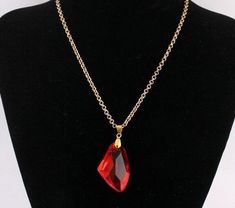 You are bidding on a Harry Potter Hermione Granger Red Gem Gemstone necklace     Condition: 100% Brand New   Description:     Pendant Size: 2.5 * 3.5  cm     Chain length : 50 cm     Matrial: High Quality Alloy & Synthetic stones        o     Package included: o        1 x necklace / Pendant Red Gem Necklace, Red Stone Necklace, Anime Magic, Harry Potter Hermione Granger, Magic Stones, Harry Potter Hermione, Gem Necklace, Hermione Granger, Hermione