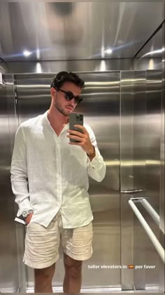 Men Euro Summer Outfit, European Man Summer Style, Men Outfits Europe, European Men Outfit Summer, Business Man With Tattoos, Old Money Fashion Men Summer, European Mens Fashion Summer Street Styles, Boyfriend Summer Outfit Men, Men’s Summer Outfits European