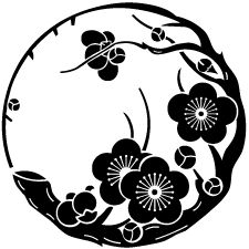 a black and white image of flowers in a circle