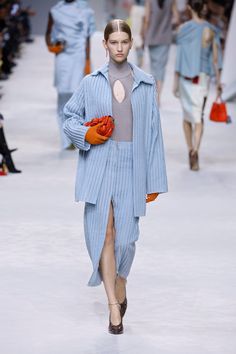 Fendi Ss24, Ss24 Womenswear, Fendi Ready To Wear, Fendi Fashion Show, Runway Ready To Wear, Milan Fashion Week Runway, Fendi Fashion, Mens Accessories Fashion