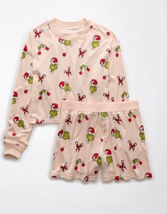 American Eagle Pajamas, Cute Christmas Pajamas For Teens, Cute Pjs Christmas, Christmas Pjs Pants, Preppy Christmas Pajamas, Christmas Pjs Aesthetic, Grinch Pjs, Cute Christmas Pjs, Grinch Candy Cane