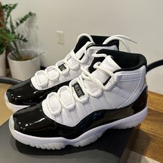 2023 Nike Air Jordan 11 Retro In White/Metallic Gold-Black Size 9.5 Men Never Been Worn. Includes Original Box. *Shoes Have Been Tried On For Size But Never Worn. Slight Wear On Box From Storage. Jordan Air Retro 5, Jordan Air 6 Retro, Air Jordan 1s Panda, Nike Jordan Ones, Jordan Leather Shoes, Luxury Modern Jordan Shoes With Contrast Sole, All Jordans 1, Luxury Casual Jordan Shoes With White Sole, List Of All Jordan Shoes