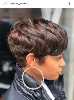 Short Haircuts with Undercuts for Extra Edge Pixie Hairstyles For Black Women, Bald Baddie, Short Natural Haircuts, Stylish Short Hair, Short Hair Black