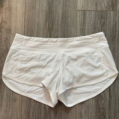 White, Almost Brand New! Speed Up Shorts, Length 2.5 White Go-dry Bottoms For Light Exercise, Speed Up Shorts, Lululemon Speed Up Shorts 2.5, Shorty Shorts, Lululemon Speed Up Shorts, Shorts Lululemon, Shorts Athletic, Athletic Shorts, Speed Up