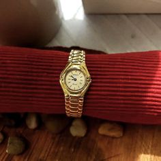 Geneve Ladies 14K Yellow Gold Watch Total Item weight: 37.3 grams Dimensions: 21 x 24 x 6 millimeters  Bandwidth: 12 millimeters Length: 6.5" SKU: 69000271 Priced as is or with best offer. Please message me for further inquiry. US Shipping: FREE SHIPPING USPS Priority Mail International Shipping: $49.95 by USPS International Priority Mail. Please note that the buyer is responsible for paying the country's custom duties of the item you purchased. * Product is sold as is. I have a detailed inspect Classic Gold Diamond Watch For Anniversary, Timeless 14k Gold Watch For Anniversary, Classic Yellow Gold Diamond Watch Gift, Classic Yellow Gold Diamond Watch As Gift, Yellow Gold Diamond Watch With Metal Dial For Formal, Gold Diamond Watch Timeless Formal, Yellow Gold Analog Watch For Anniversary, Classic Yellow Gold Watch Accessories As Gift, 14k Gold Round Watches For Formal Occasions